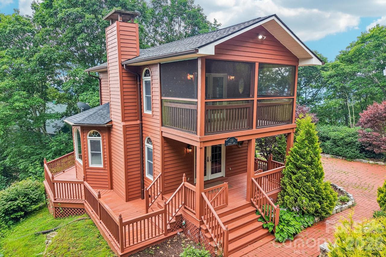 156 Simpson Ln., Maggie Valley, NC 28751