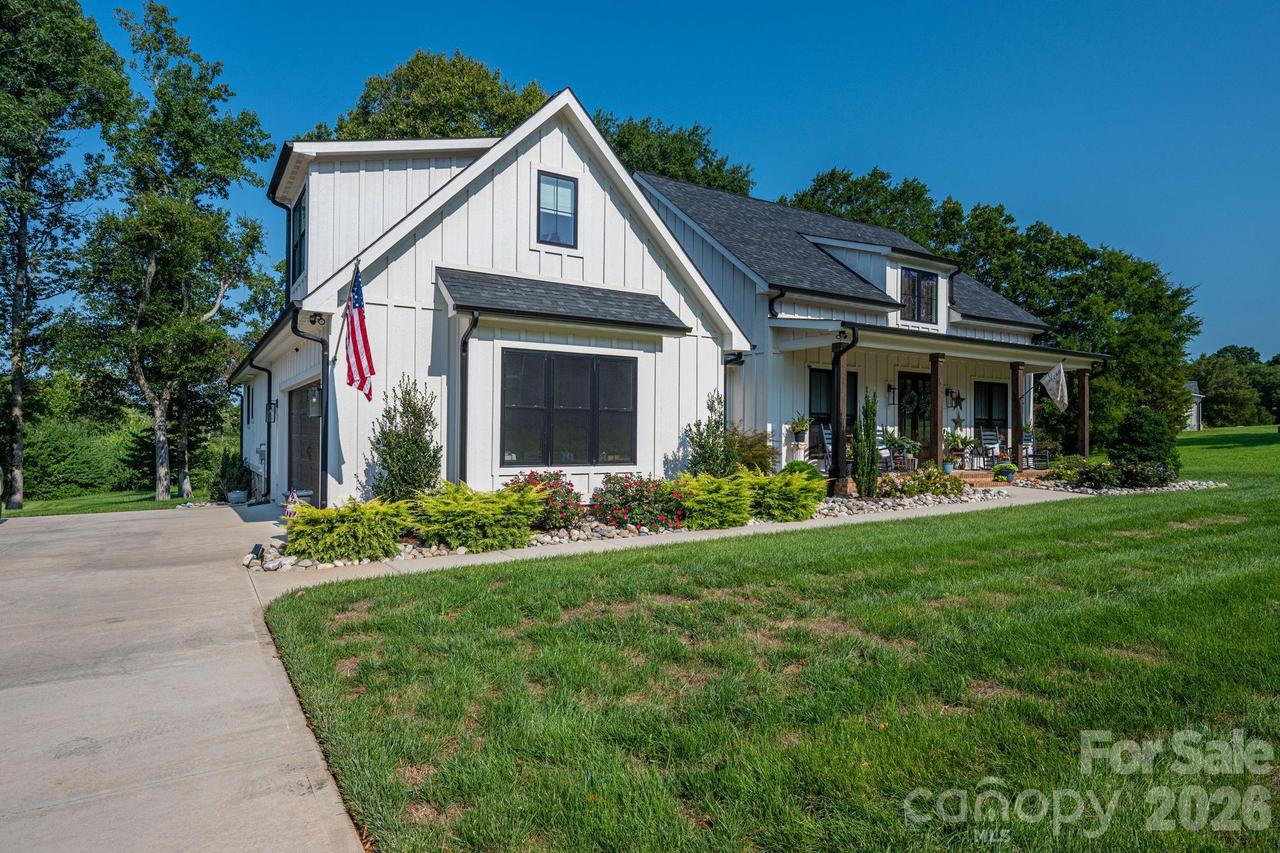 1877 Cline Farm Rd., Lincolnton, NC 28092