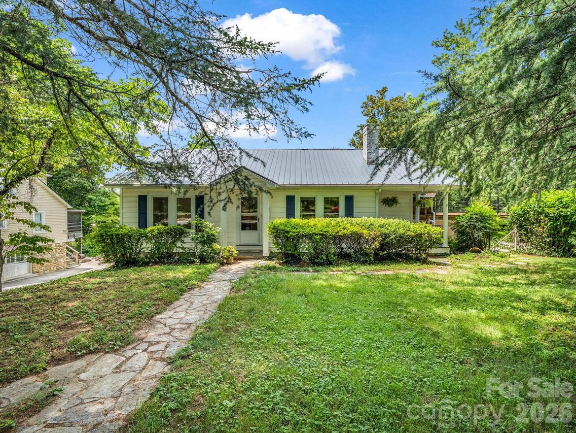 555 State St., Marion, NC 28752