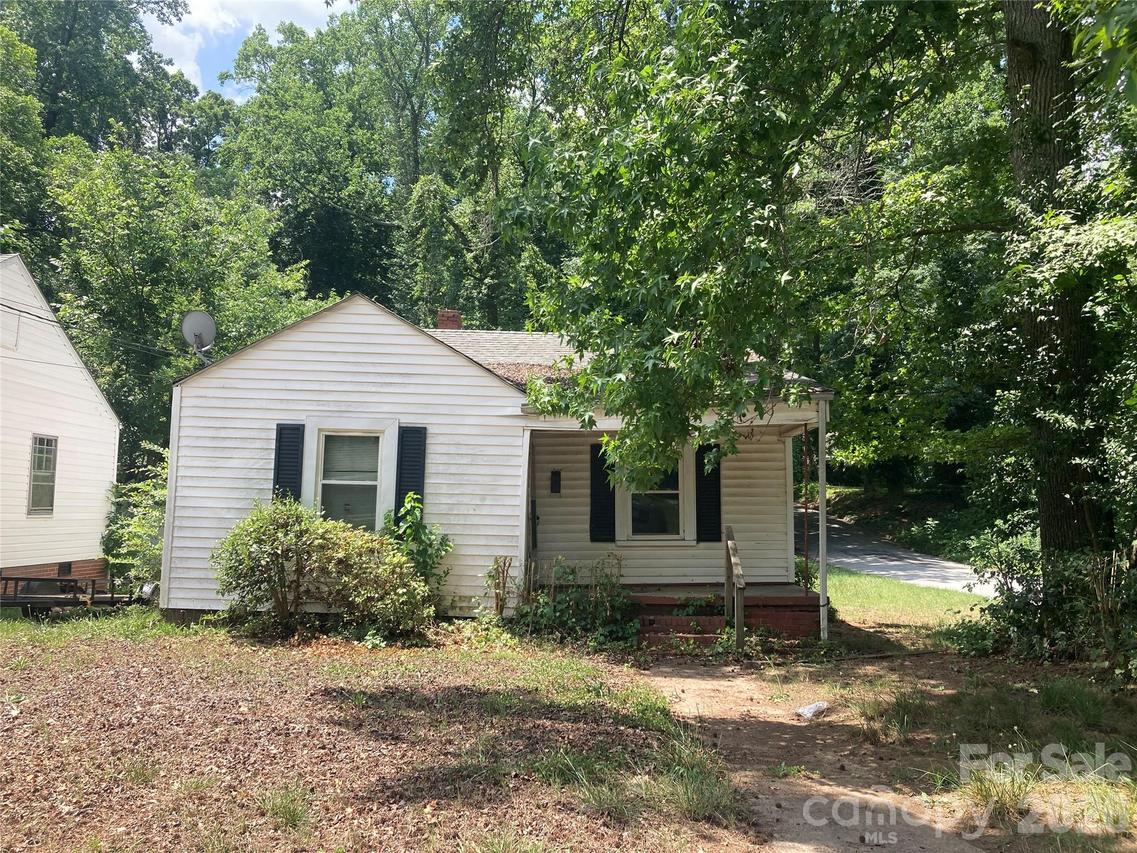 631 Elm St., Salisbury, NC 28144