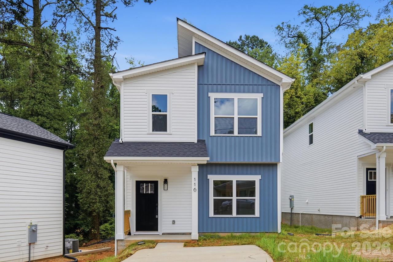 116 7th Ave., Hickory, NC 28602