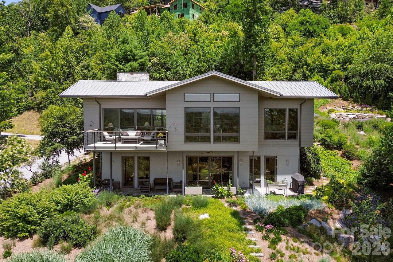 232 Curtain Bluff, Hendersonville, NC 28791