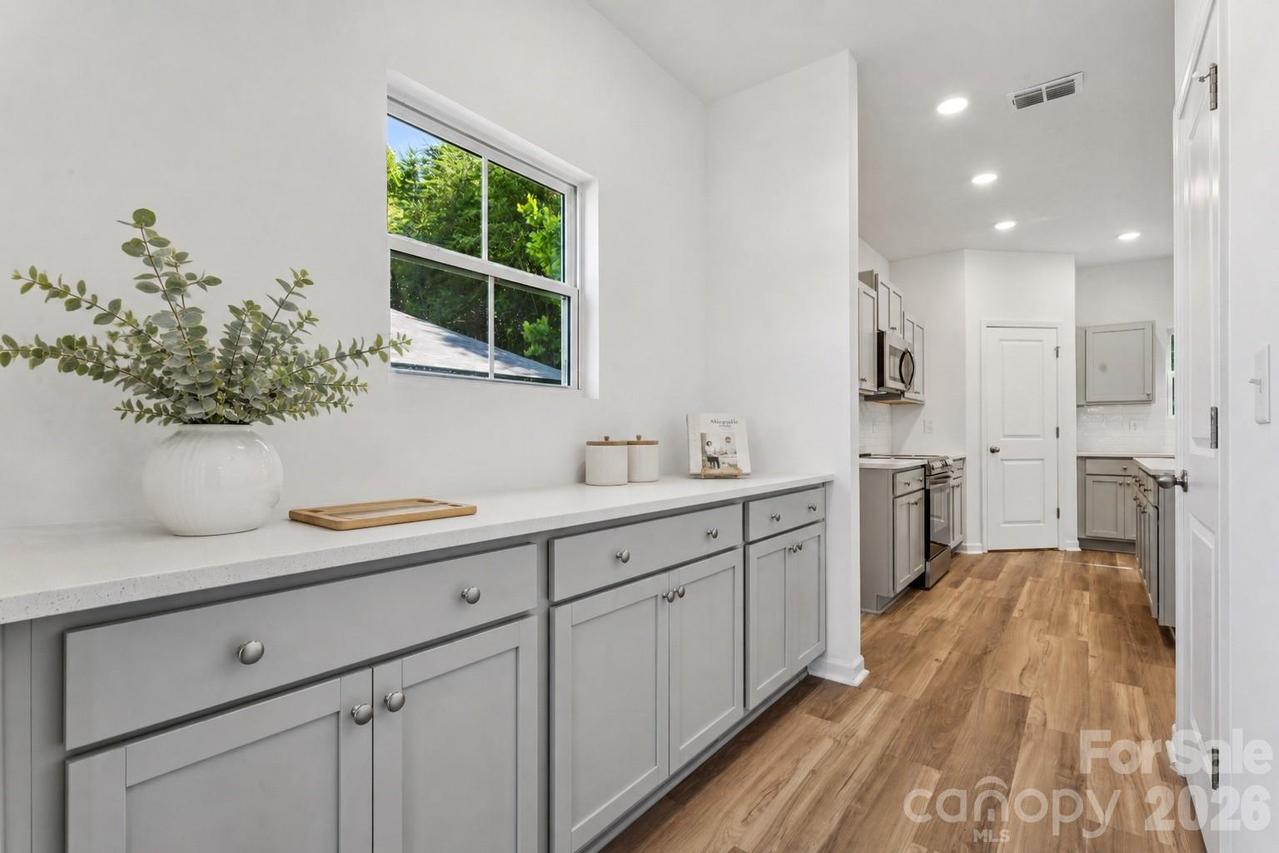 1185 Stoneglen Dr., Granite Quarry, NC 28146