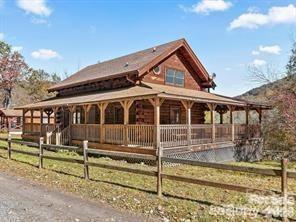 967 Spruce Flats Rd., Maggie Valley, NC 28751