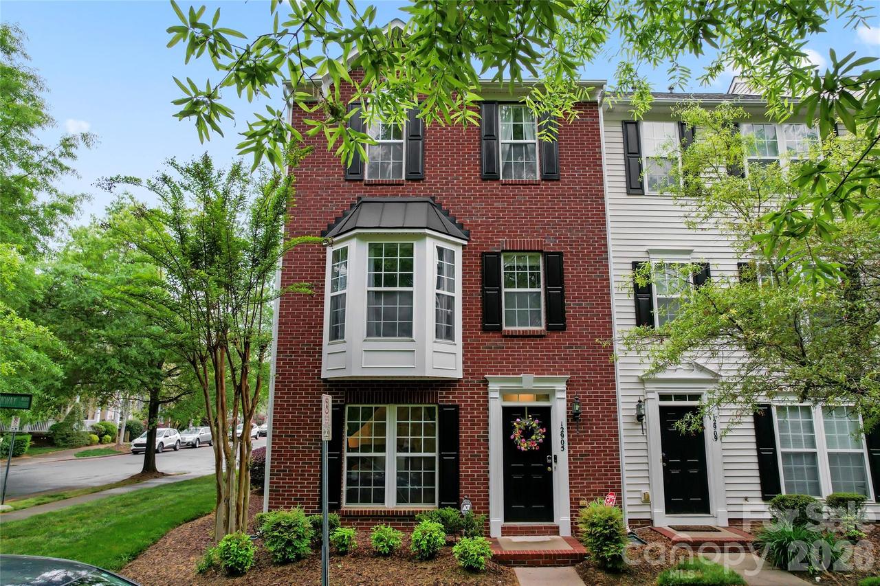 12905 Bullock Greenway Blvd., Charlotte, NC 28277