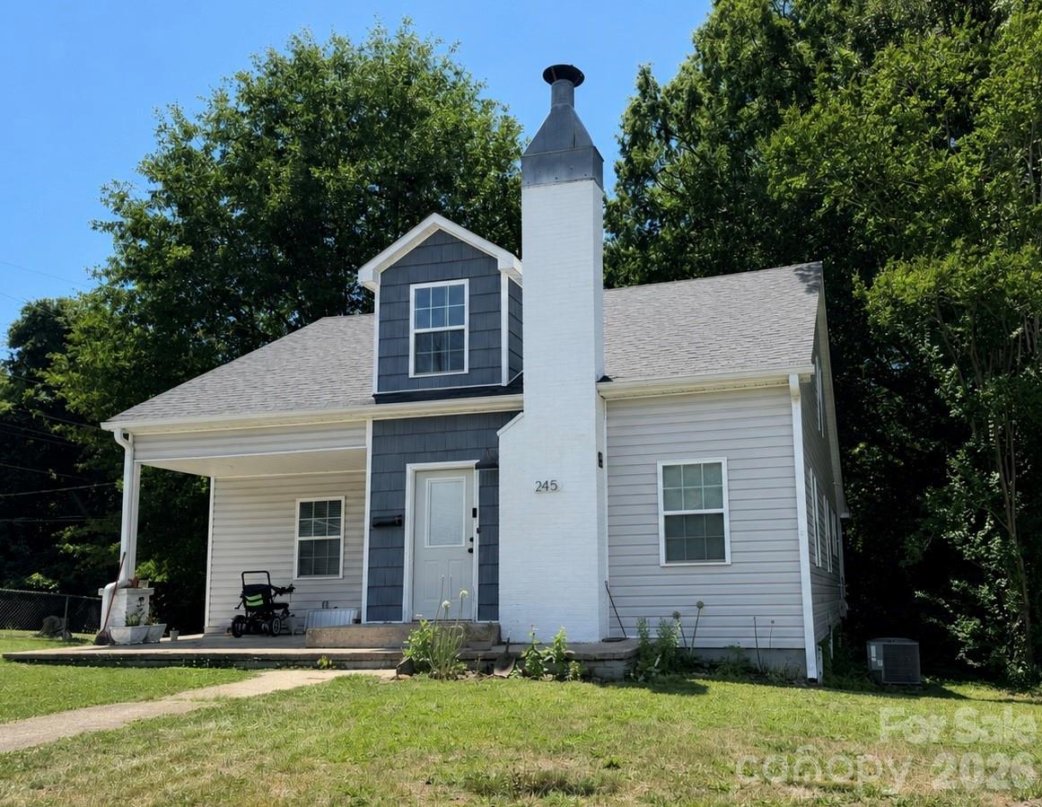 245 Carolina Ave., Forest City, NC 28043