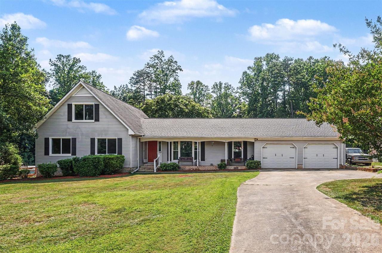 220 Roger Dr., Salisbury, NC 28147