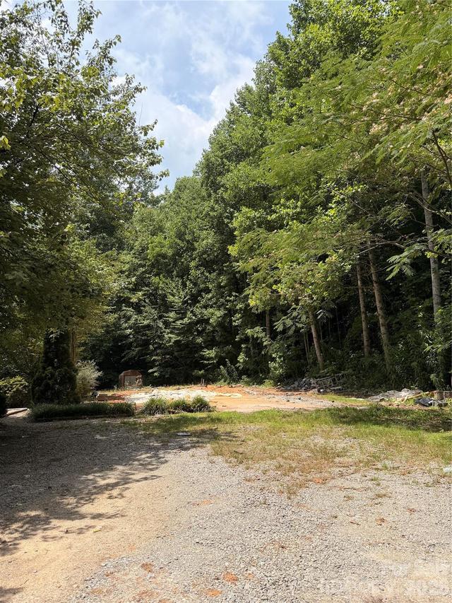 85 Corona Heights Ln., Brevard, NC 28712