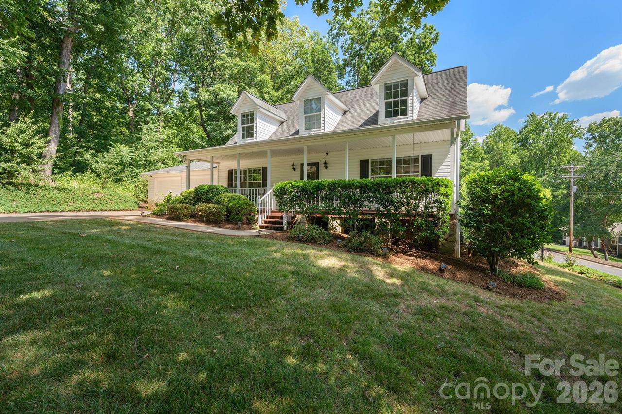843 W J St., Newton, NC 28658