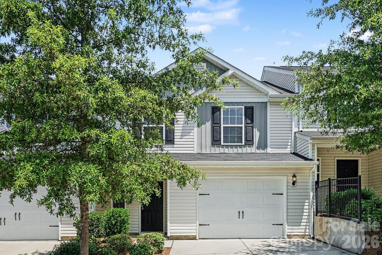 2240 Latimer Ln., Charlotte, NC 28214