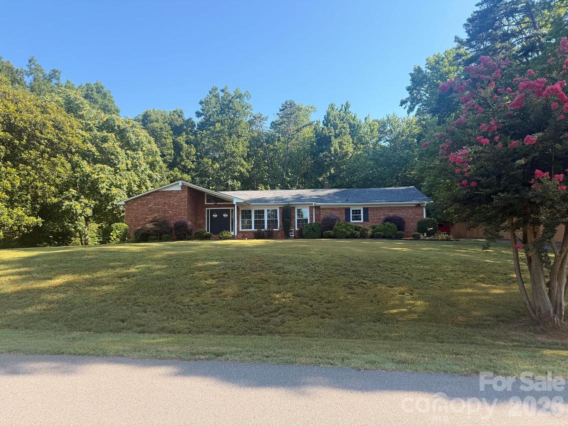 116 Shadywood Ln., Statesville, NC 28677