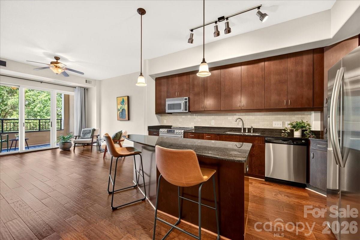 4625 Piedmont Row Dr. #316, Charlotte, NC 28210