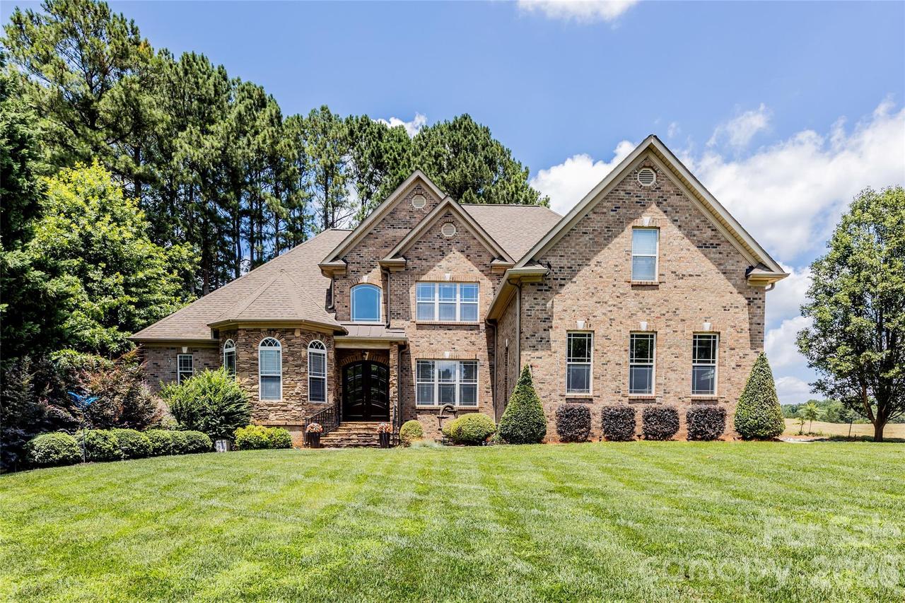 139 Waterbury Dr. #45, Mooresville, NC 28117