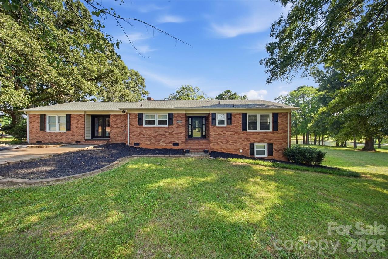4473 Daniels St., Maiden, NC 28650