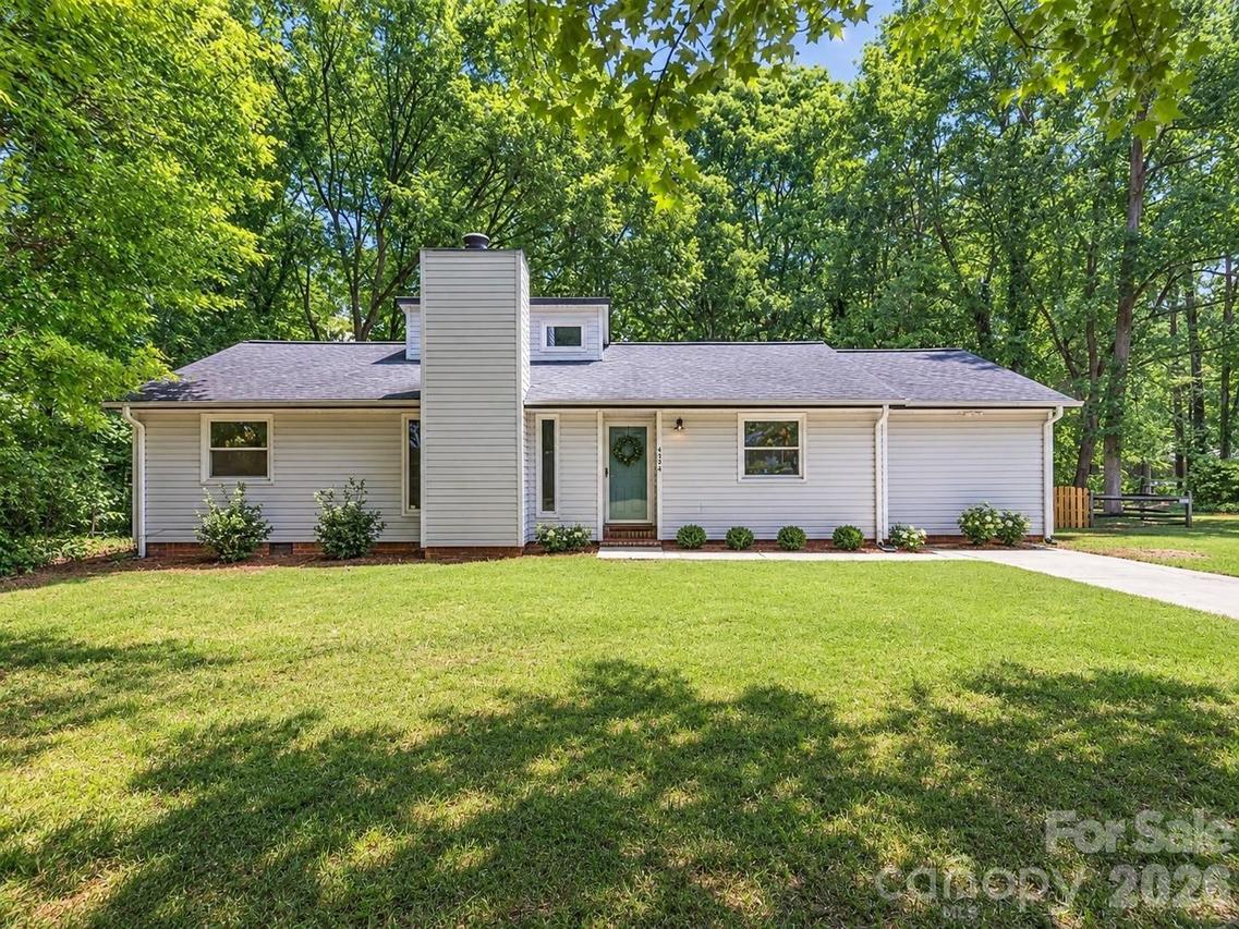4506 Elm Field Ct., Charlotte, NC 28227
