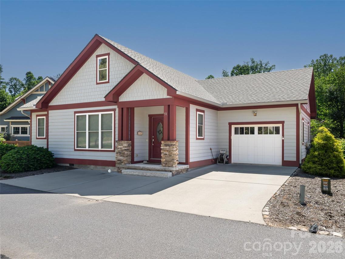 51 Verde Dr., Asheville, NC 28806