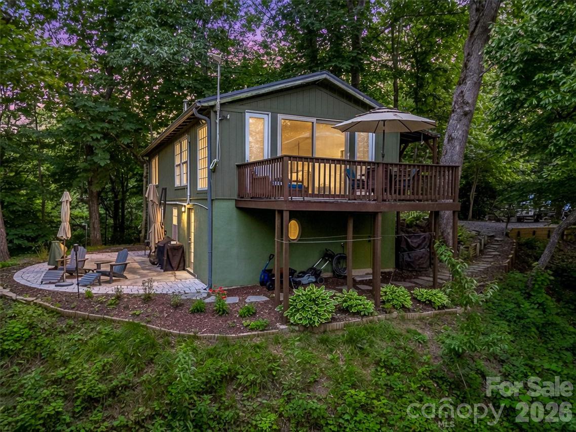 20 Kimberly Rd., Black Mountain, NC 28711