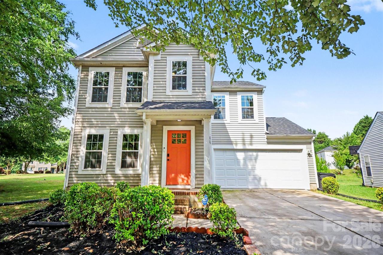 6111 Whispering Brook Ct., Charlotte, NC 28216