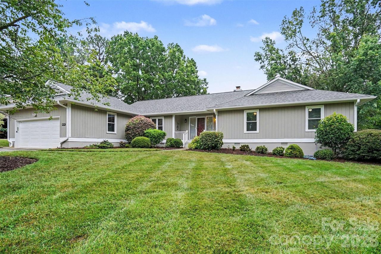 8225 Strawberry Ln., Charlotte, NC 28277