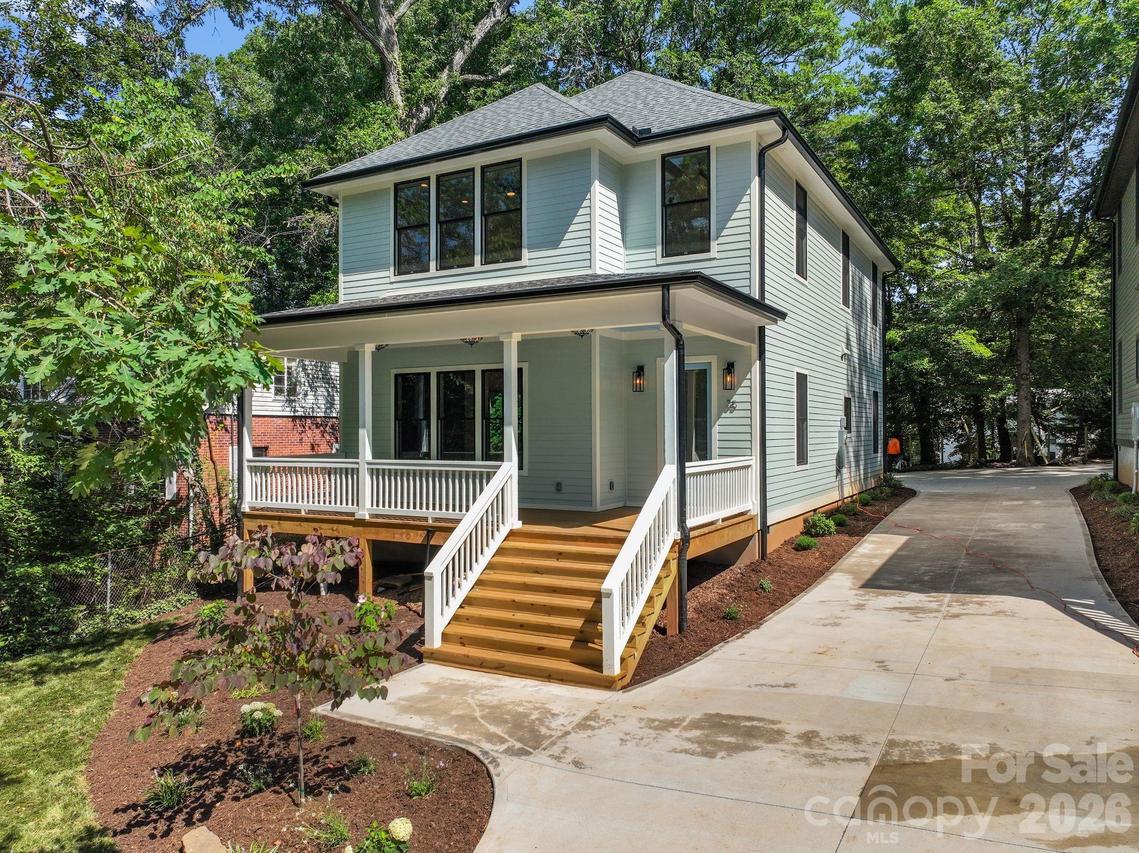 35 Grindstaff Dr., Asheville, NC 28803