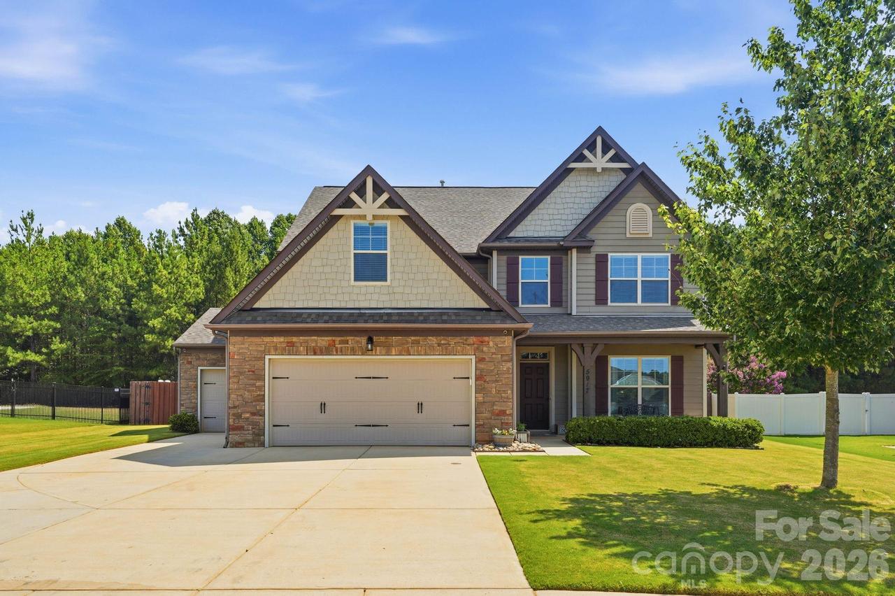 5917 Mcclintock Dr., Denver, NC 28037