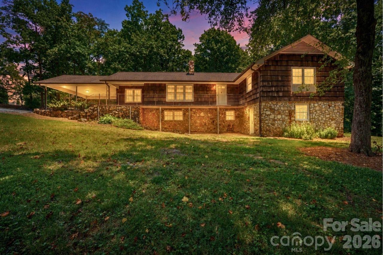 229 Rocky Ln., Lincolnton, NC 28092