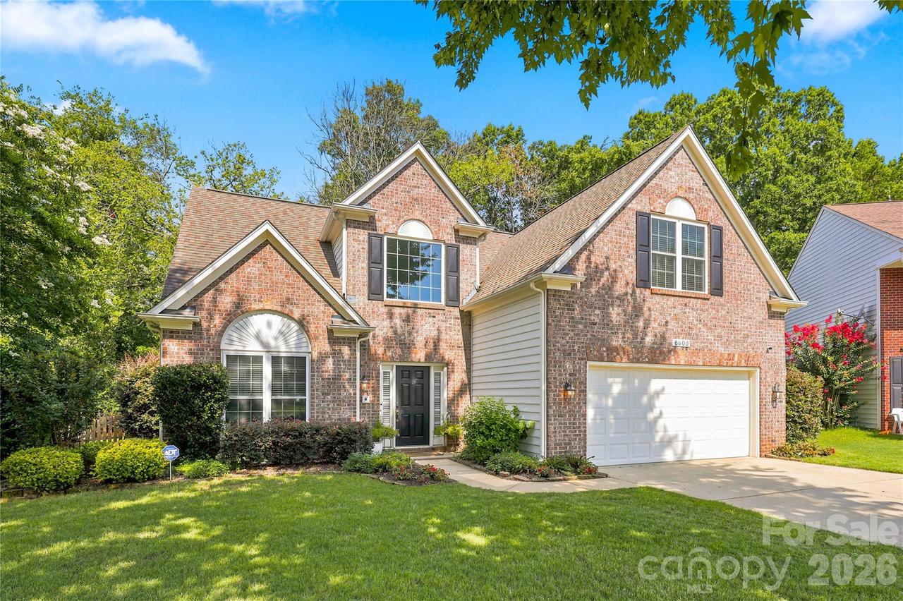 8600 Fieldcroft Dr., Charlotte, NC 28277