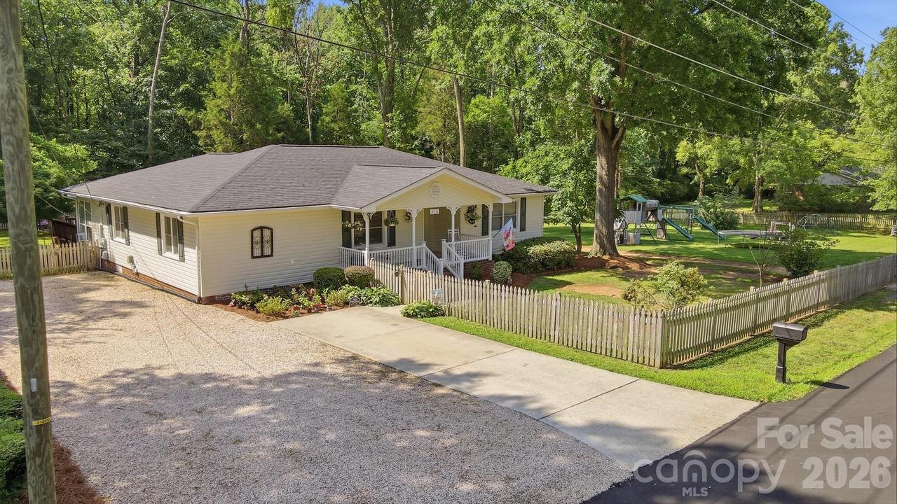 313 Elwood St., Kannapolis, NC 28081