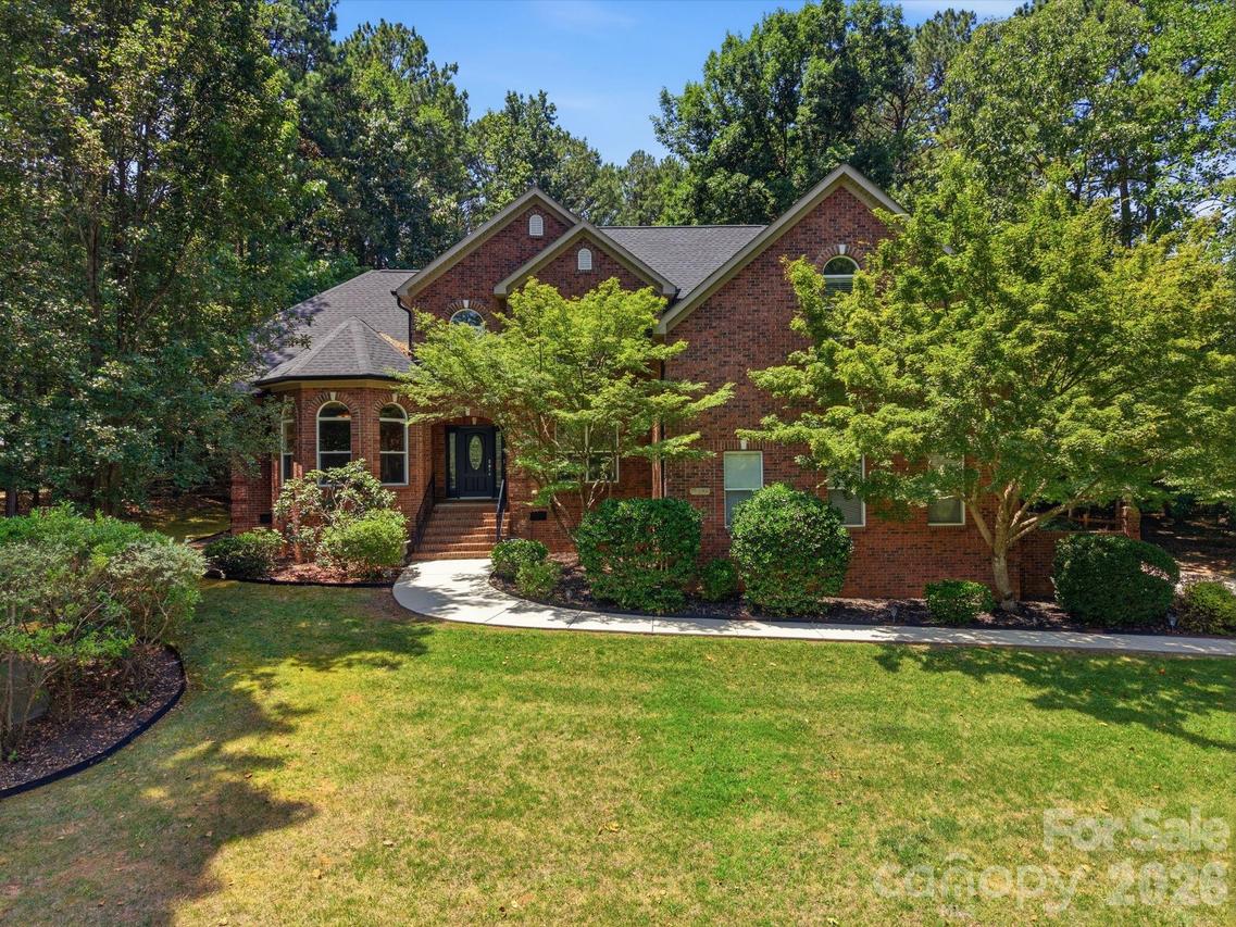202 Indian Tr., Mooresville, NC 28117