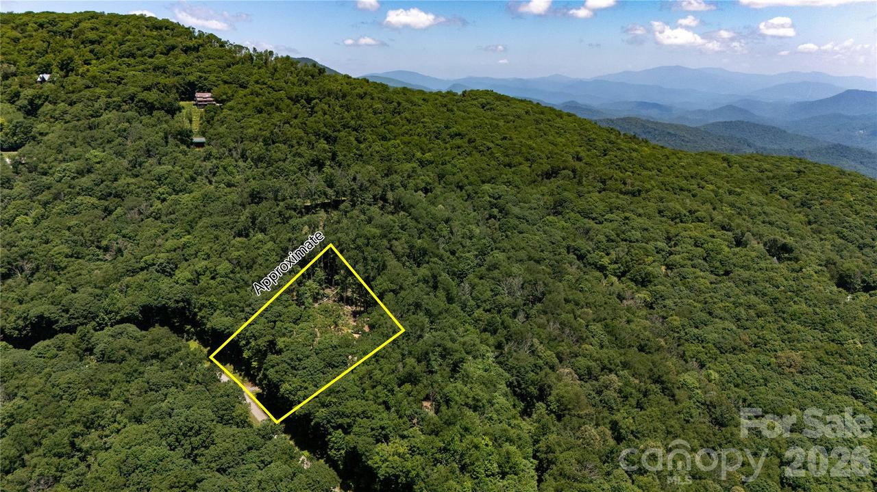 000 Hamlin Ln., Mars Hill, NC 28754