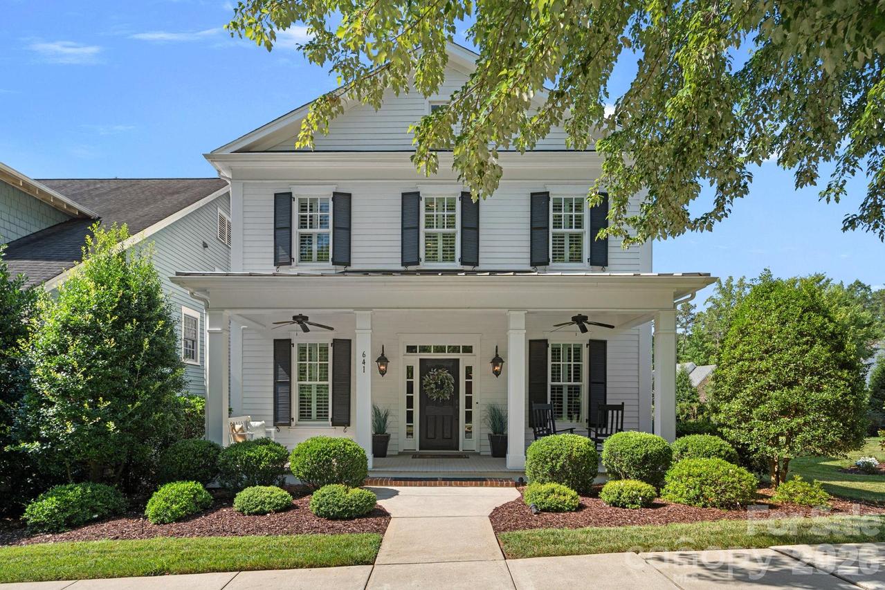 641 Hudson Pl., Davidson, NC 28036