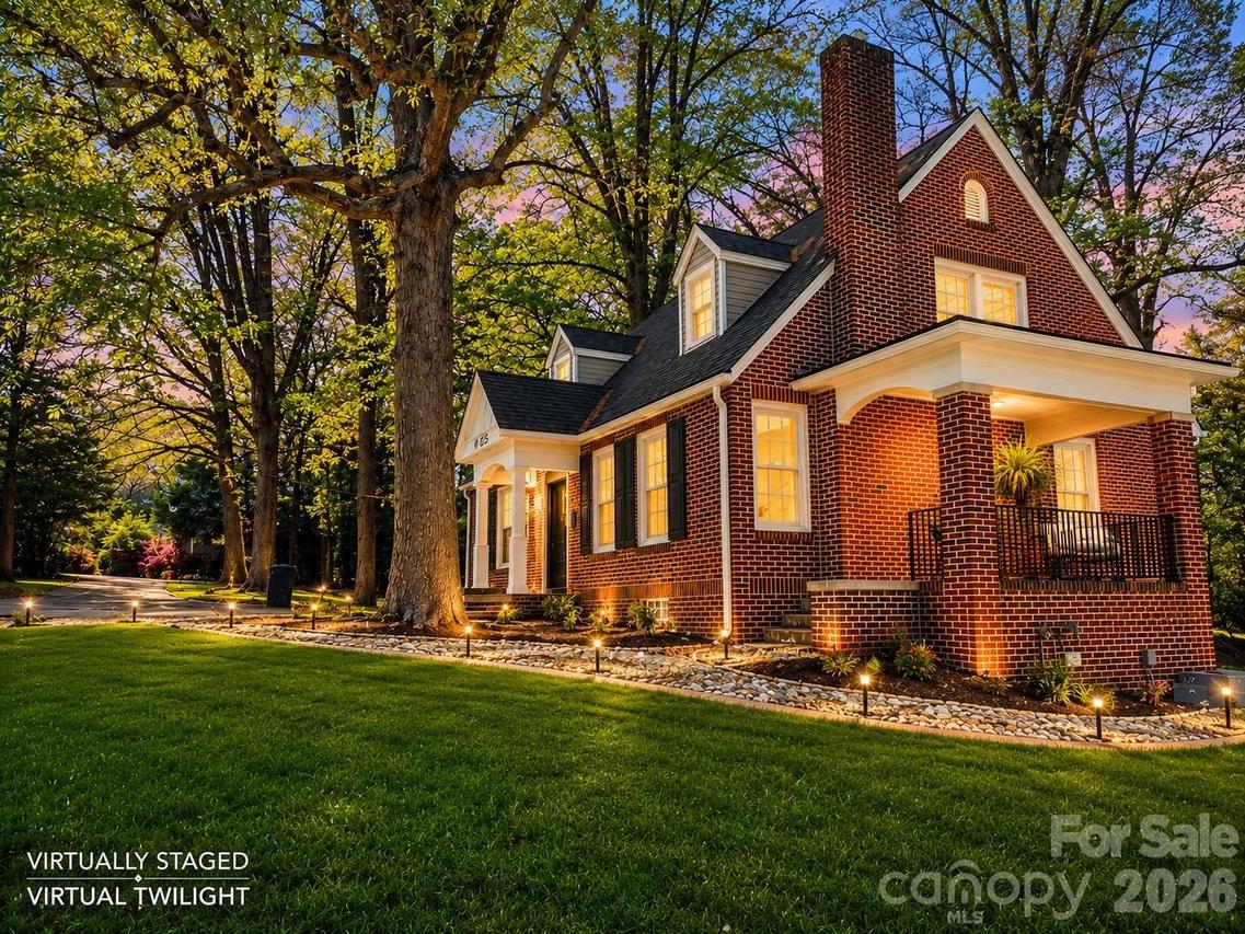 625 4th Street Dr., Hickory, NC 28601