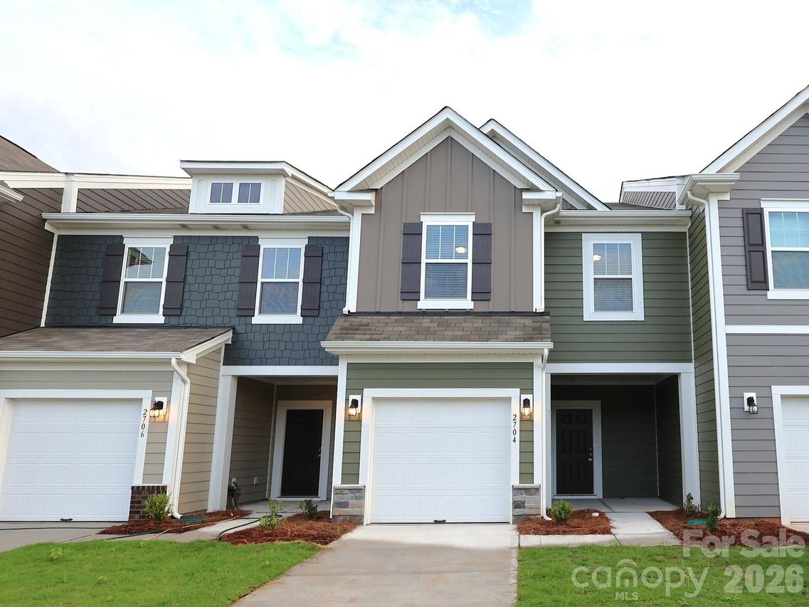 2704 Yeager Dr., Concord, NC 28027