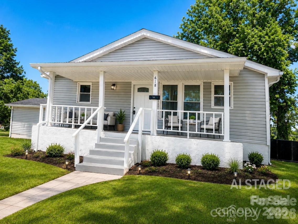 618 S Center St., Hickory, NC 28602