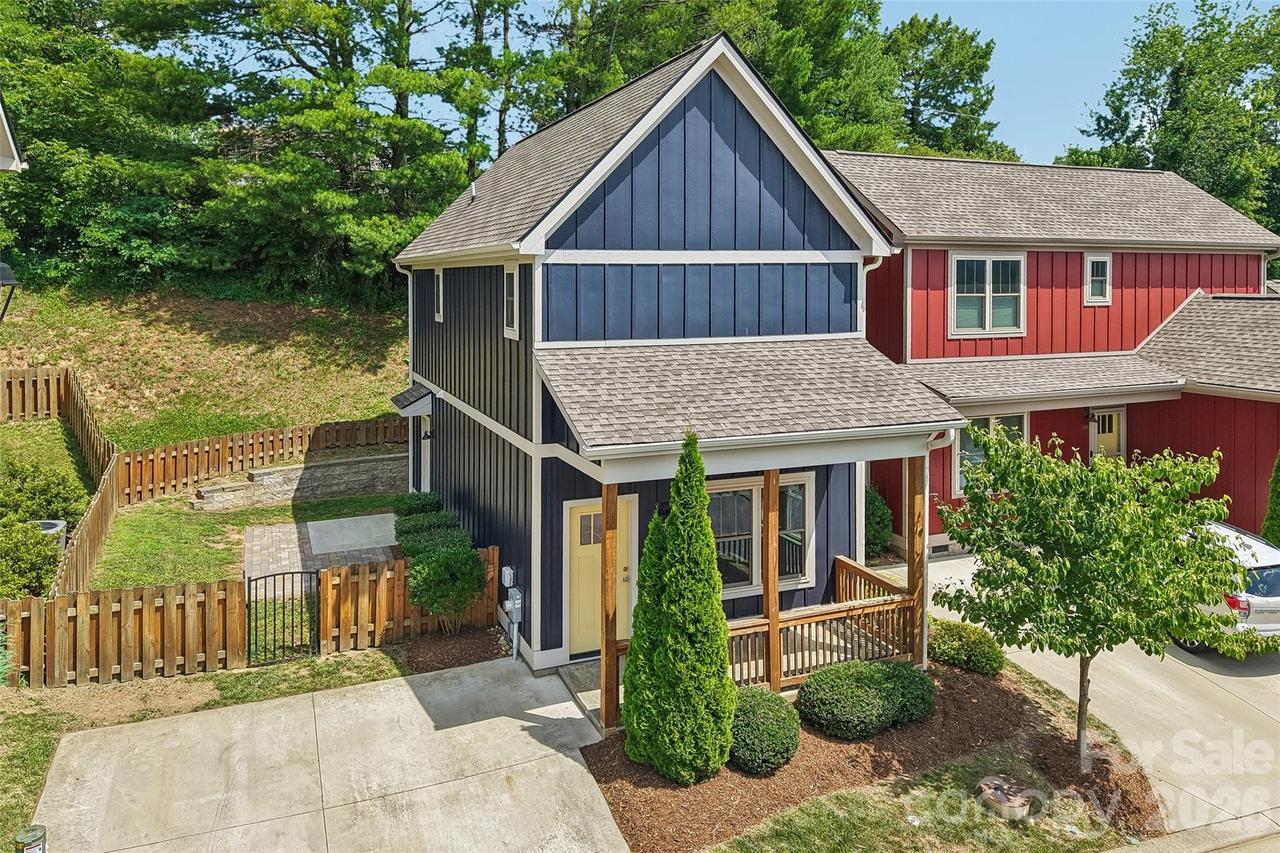 76 Wheeler Rd., Weaverville, NC 28787