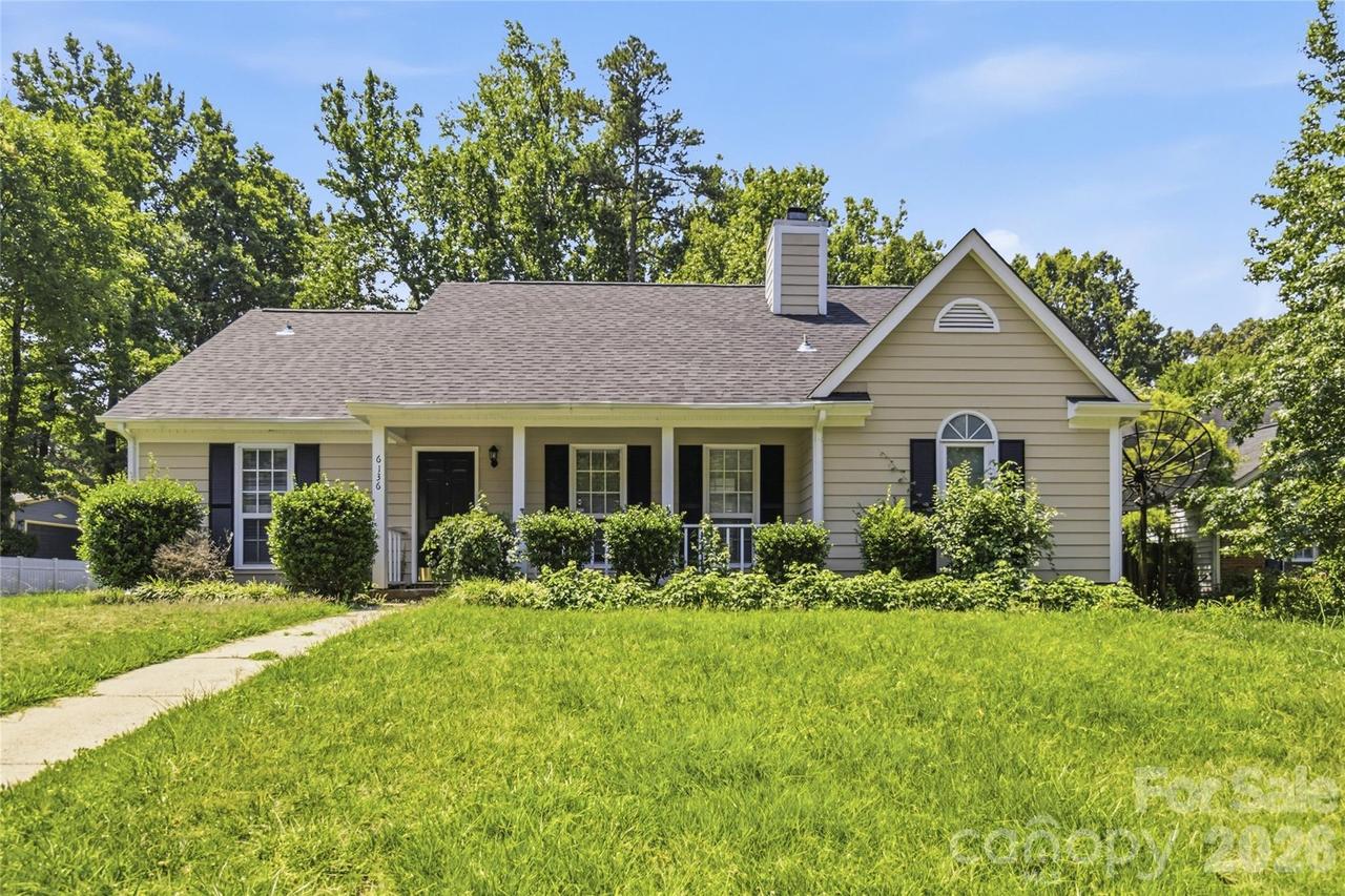 6136 Sunbridge Ct., Charlotte, NC 28269