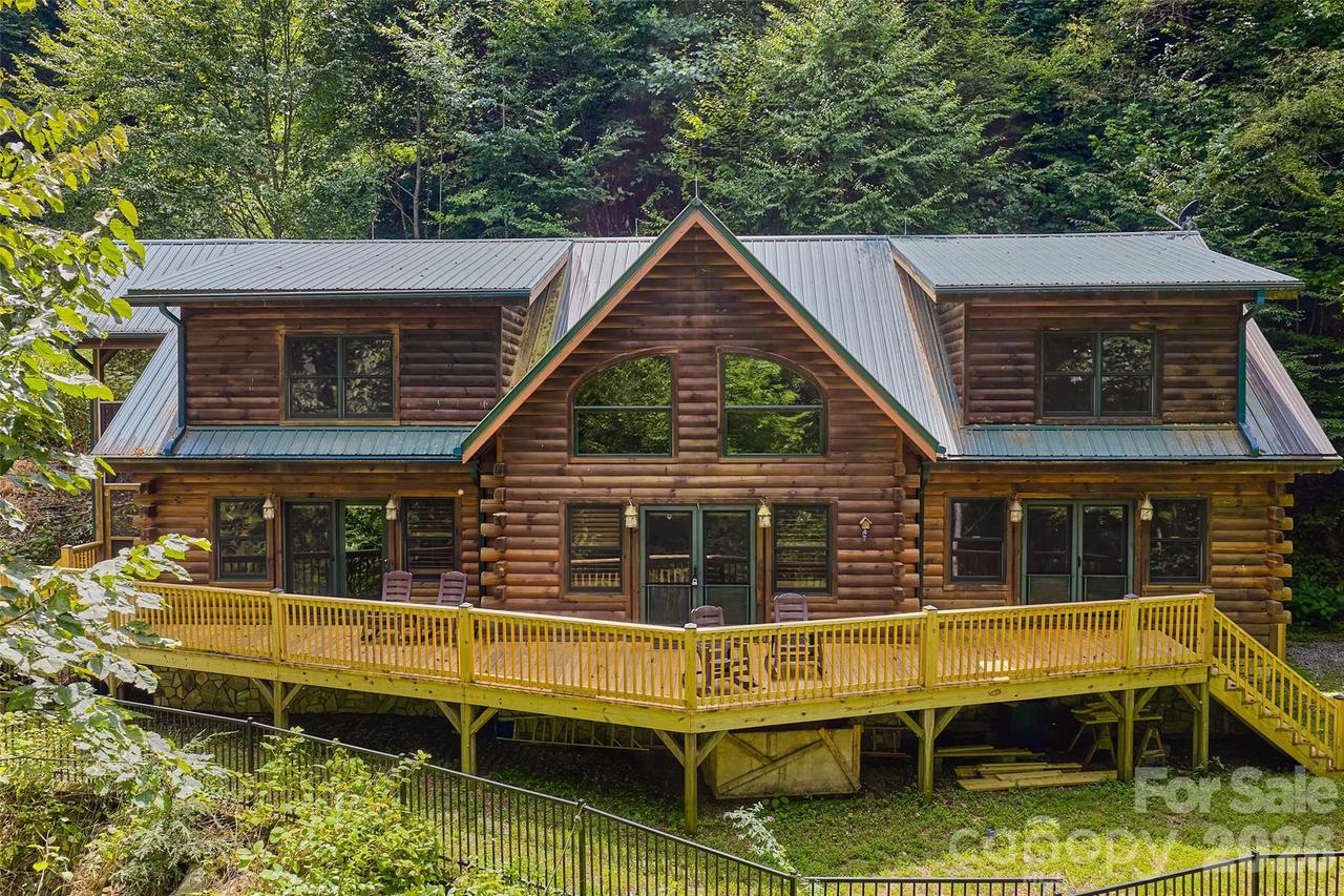 1482 Howard Moore Rd., Hot Springs, NC 28743