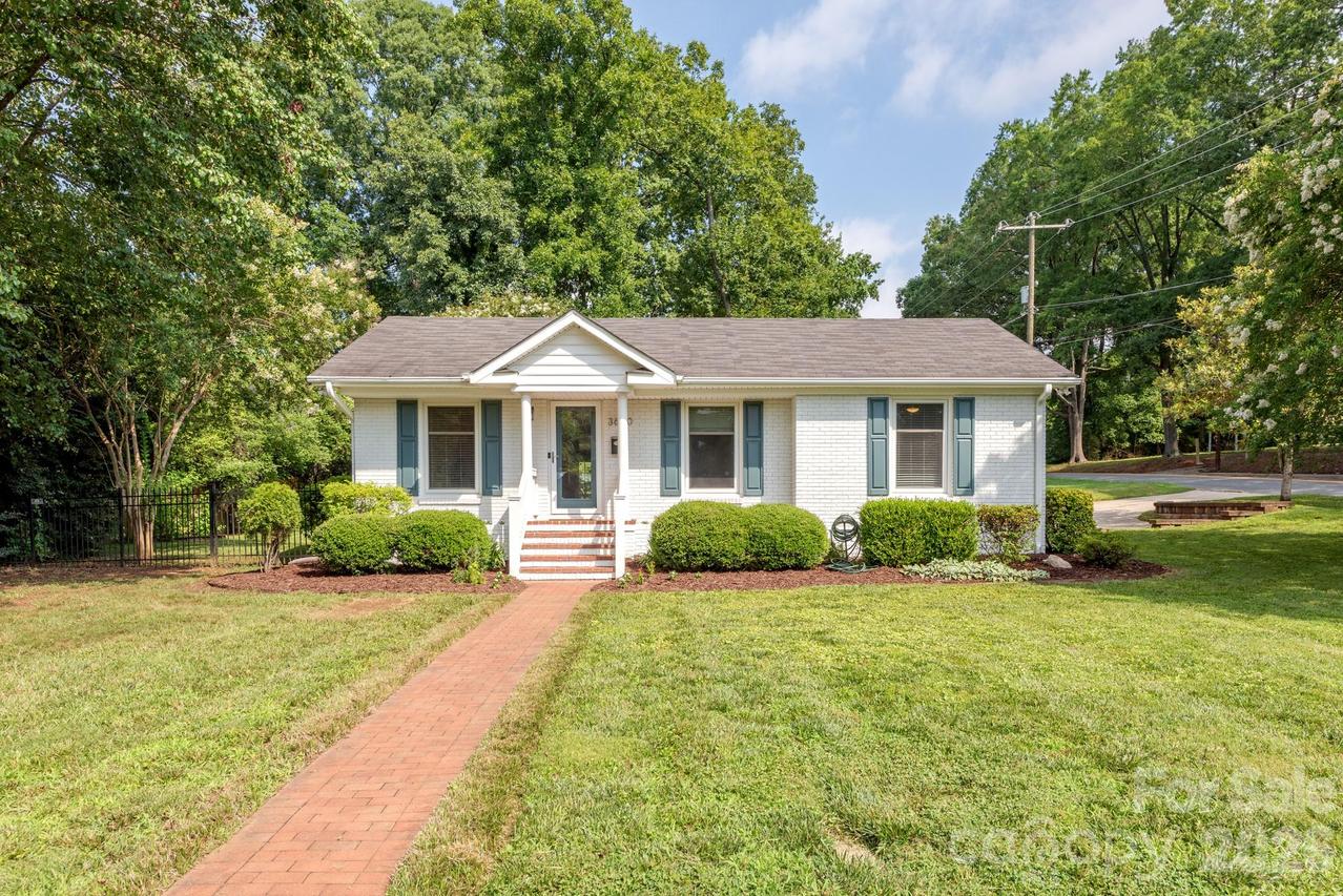 3600 Litchfield Rd., Charlotte, NC 28211