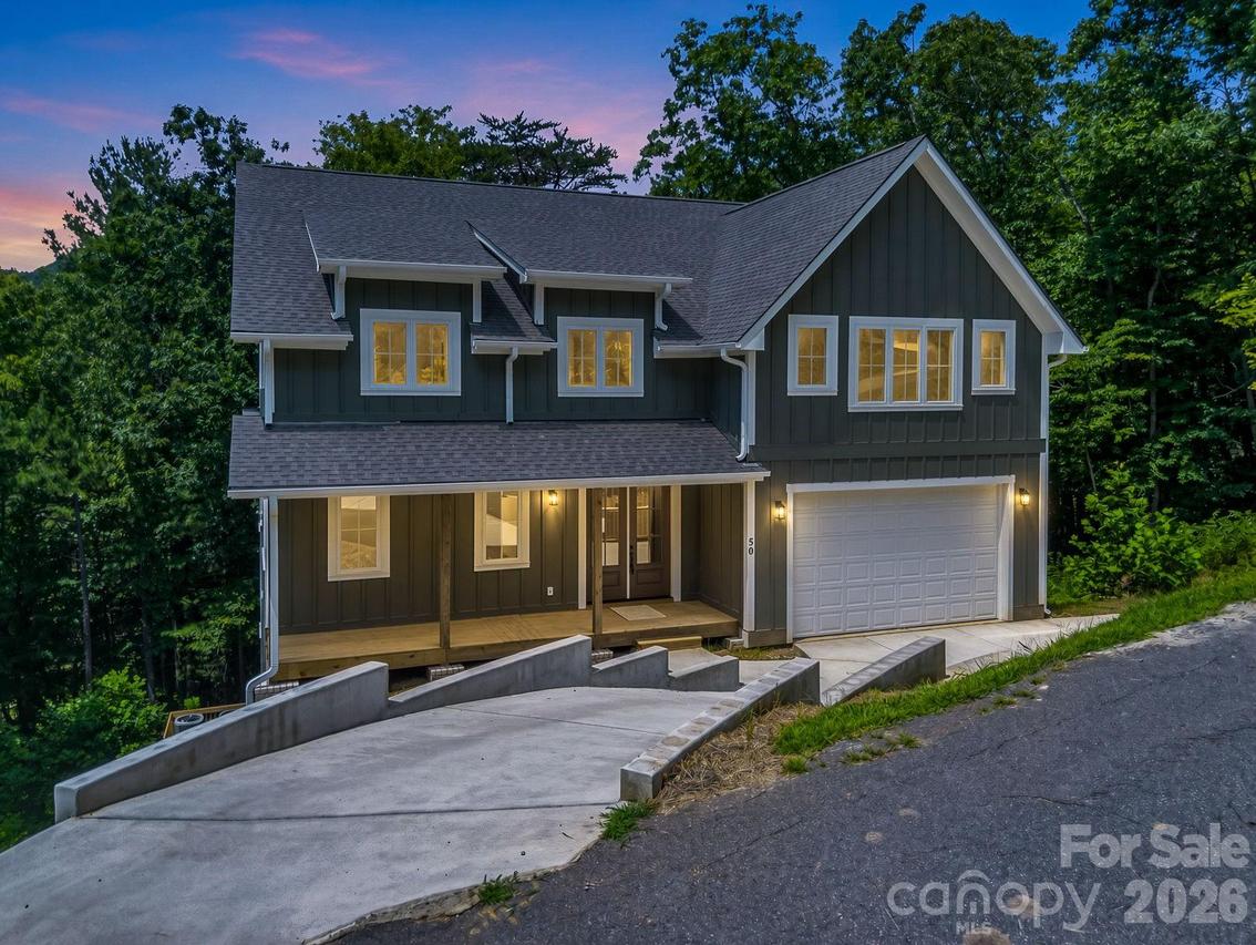 50 Stone Crest Mountain Dr., Black Mountain, NC 28711