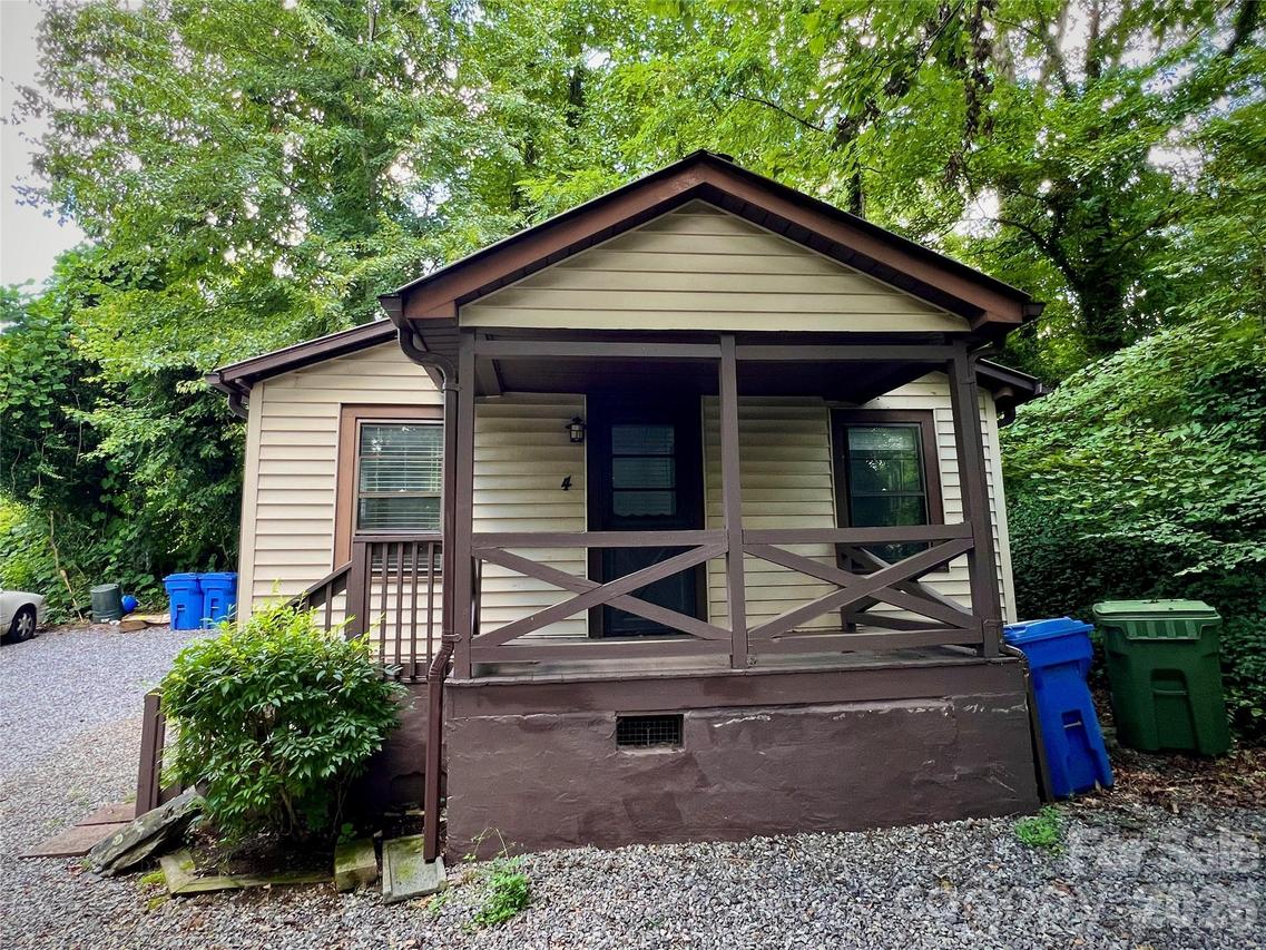 4 Arbutus Rd., Asheville, NC 28805