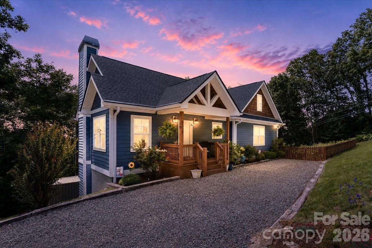 204 Mostert Dr., Asheville, NC 28804