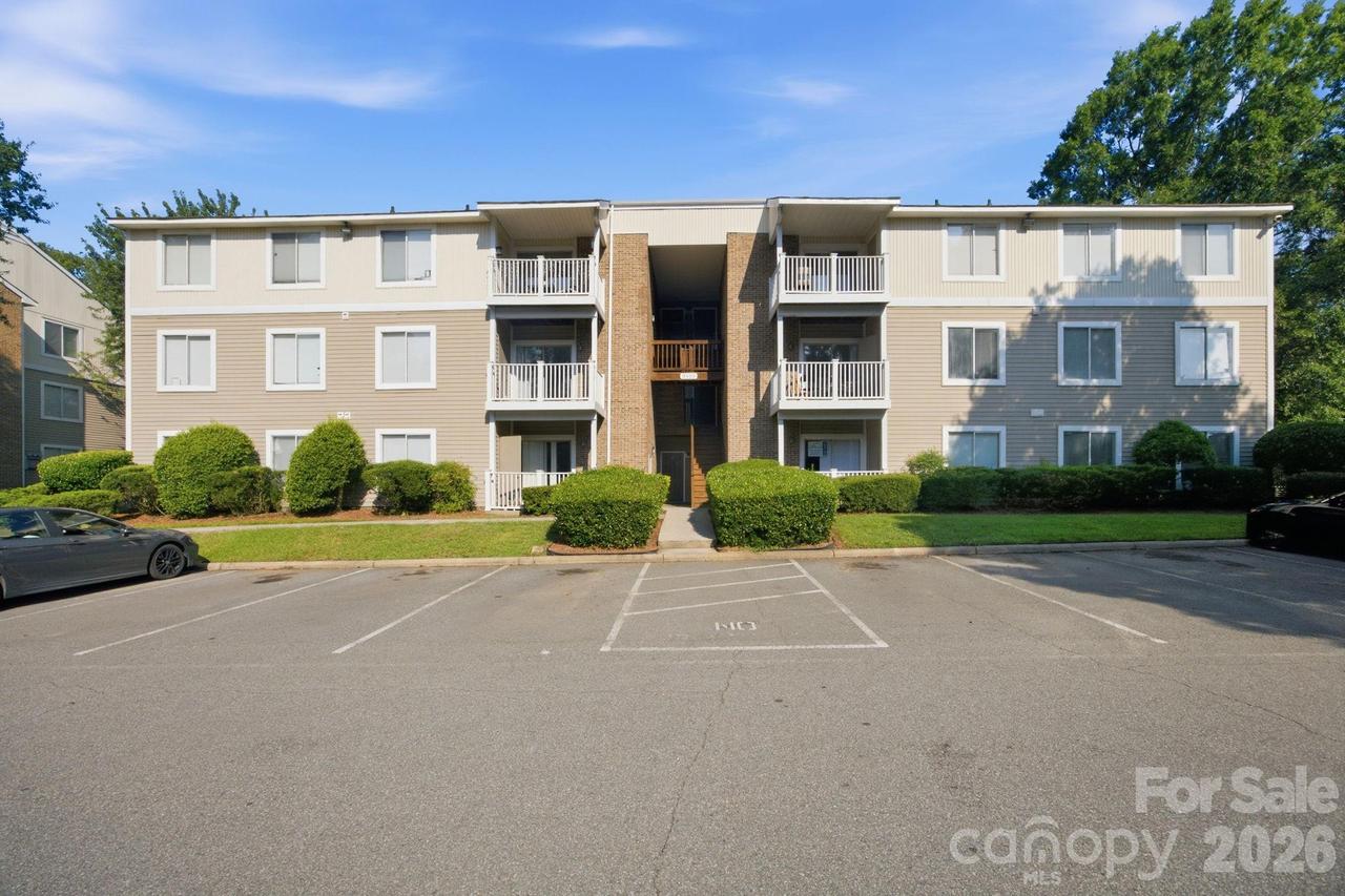 9505 University Terrace Dr. #B, Charlotte, NC 28262