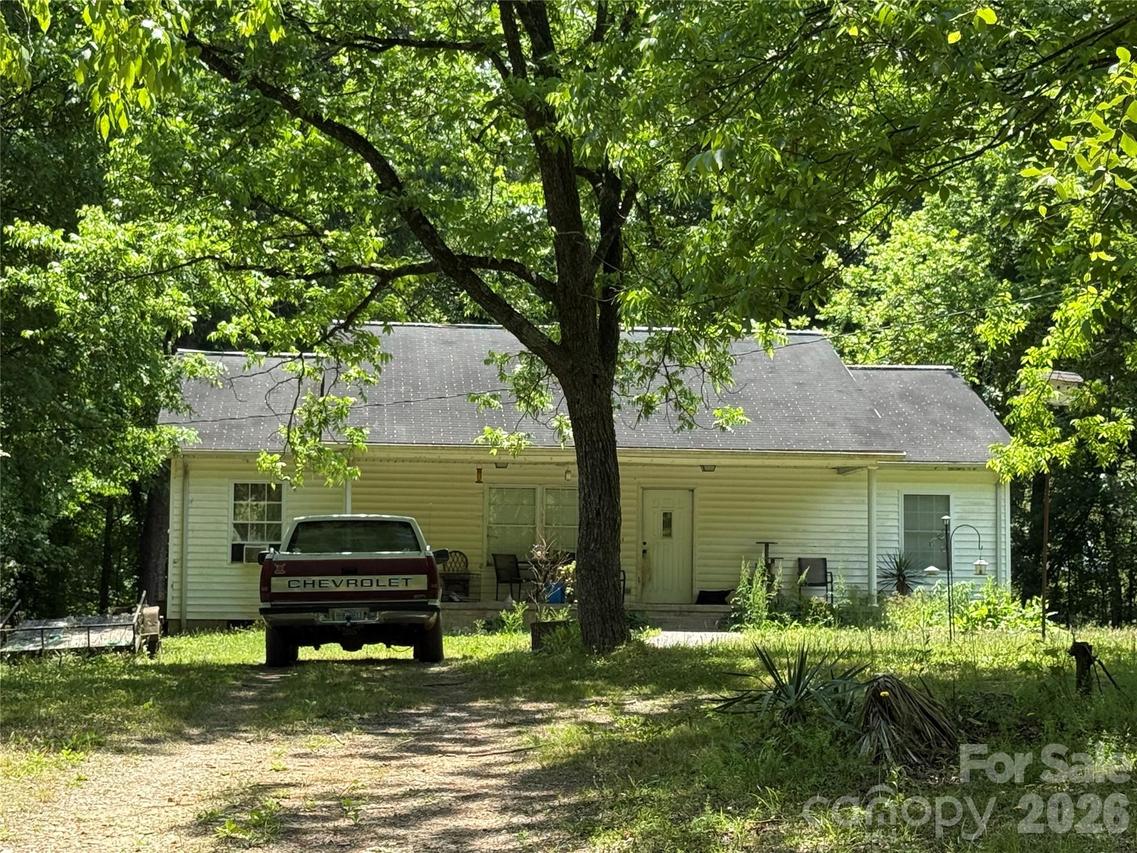 4355 Bob St., Claremont, NC 28610