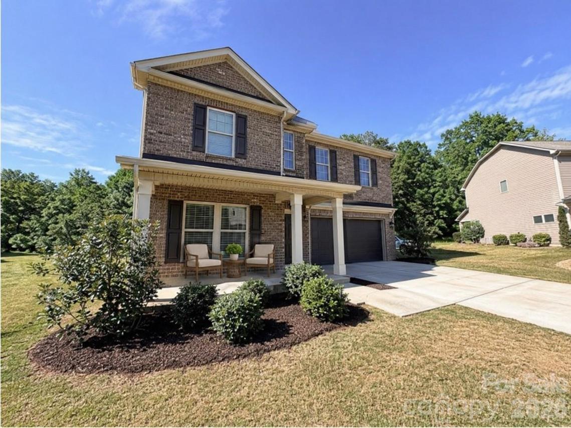 1908 Cantrell Ct., Matthews, NC 28104