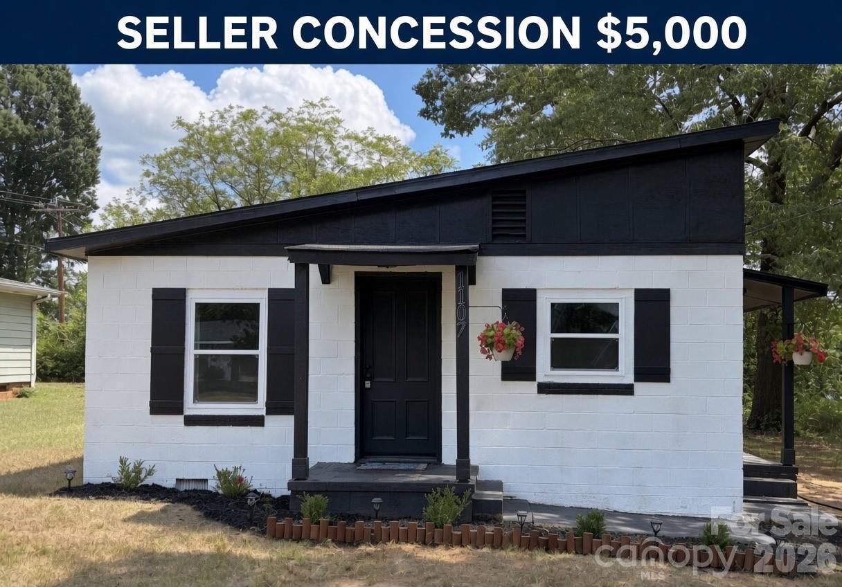 1107 S Meeting St., Statesville, NC 28677