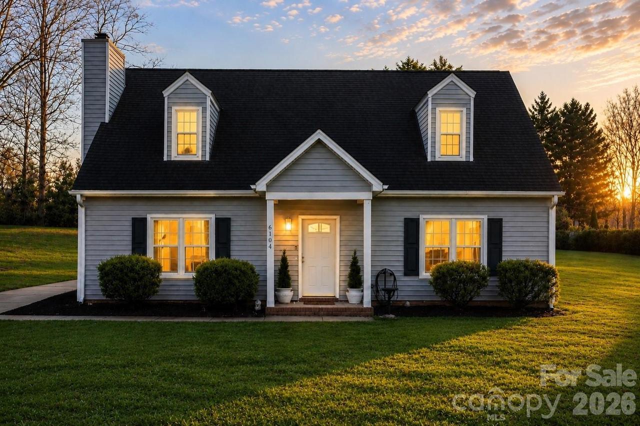 6104 Sunbridge Ct., Charlotte, NC 28269