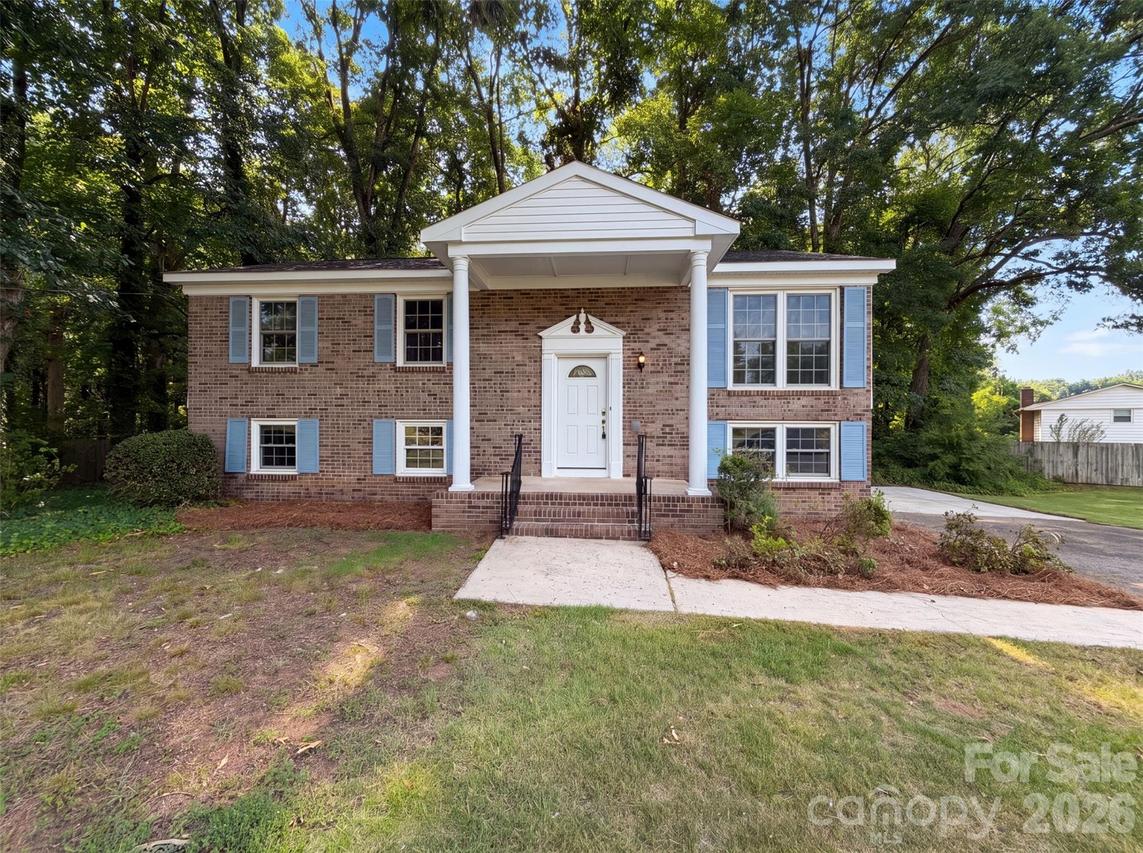 1716 Timberlane St., Gastonia, NC 28054