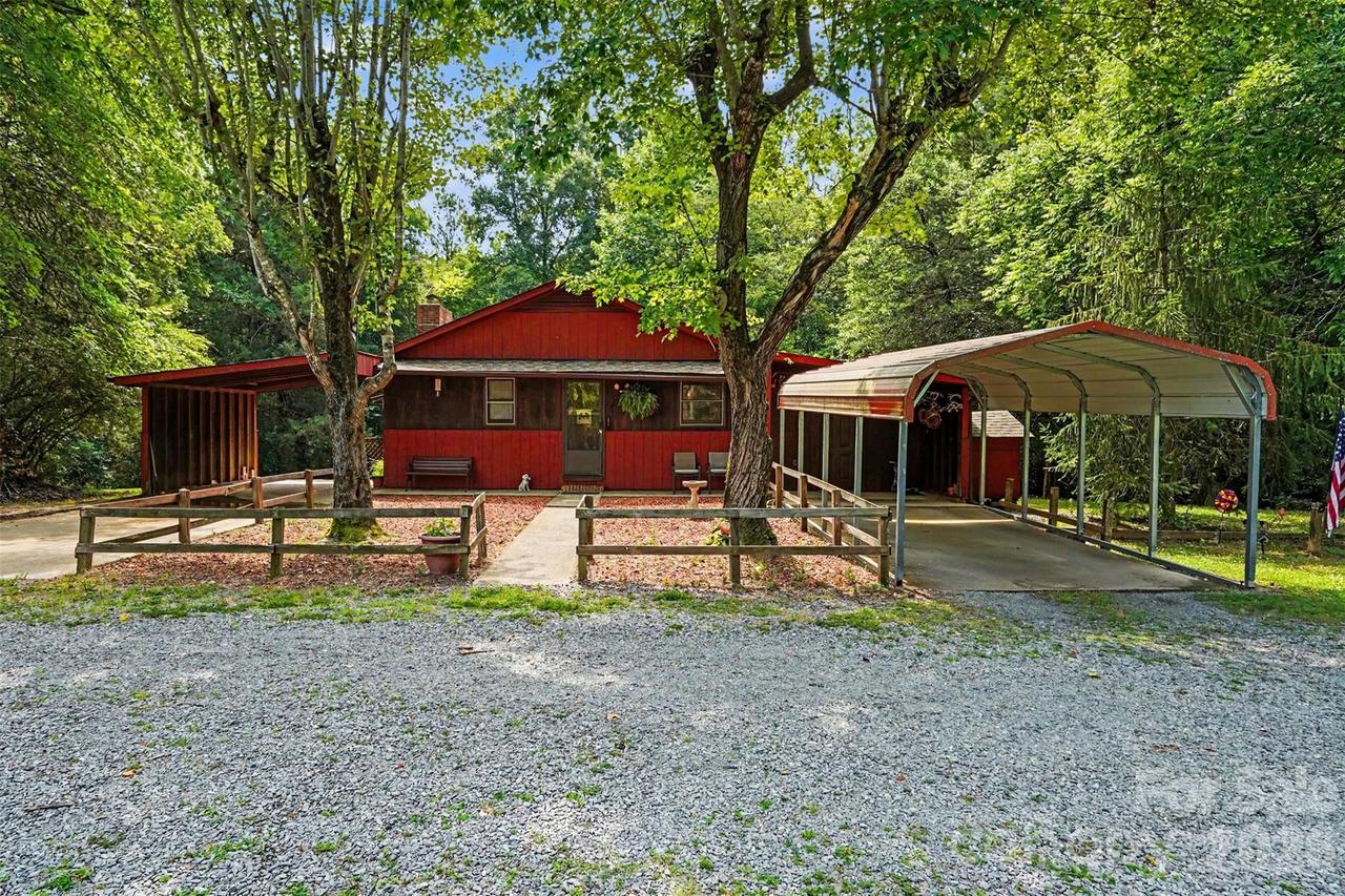 7707 Waxhaw Hwy., Waxhaw, NC 28173