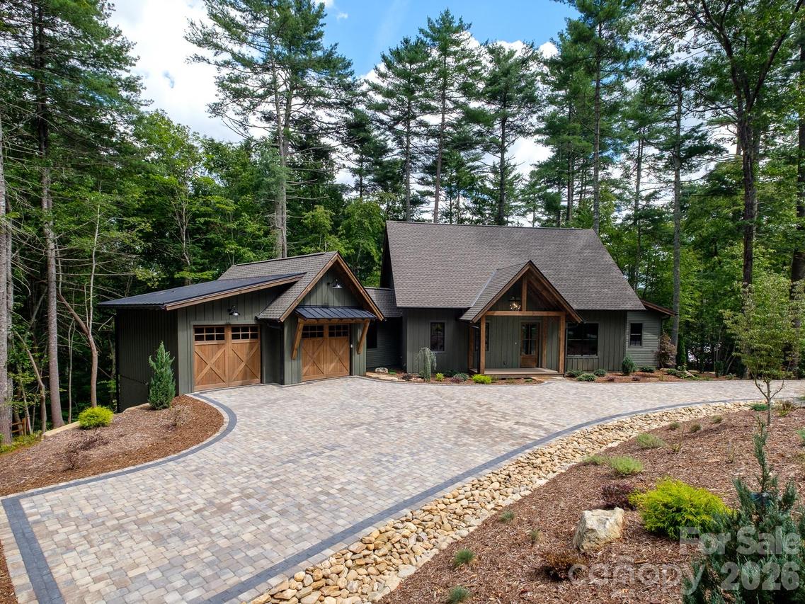 465 Mountain Brook Tr., Brevard, NC 28712