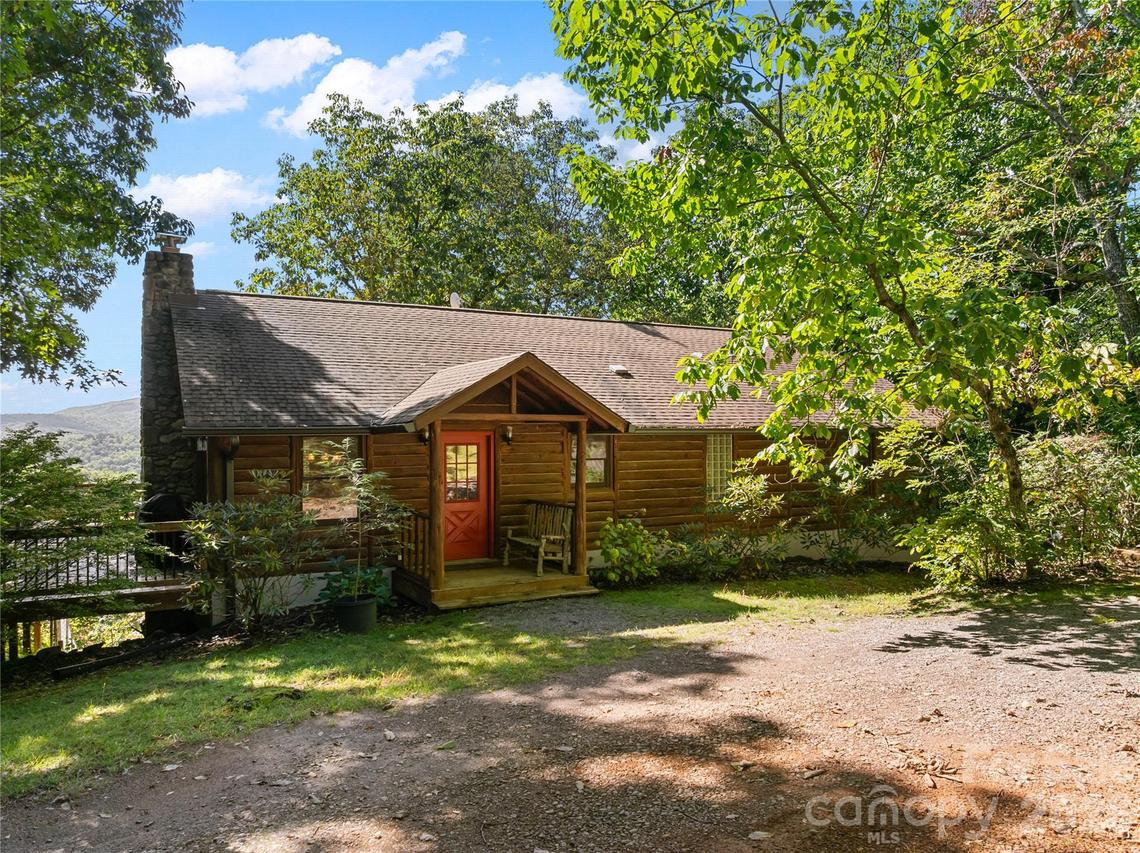 26 Burnt Ridge Tr., Black Mountain, NC 28711